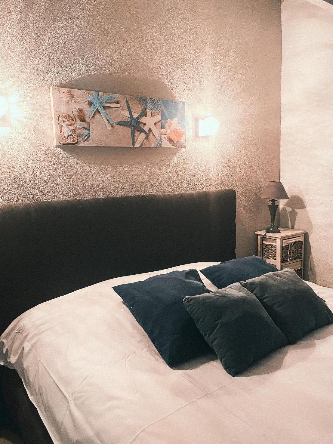 Auberge Des Pins Tourrettes Kültér fotó