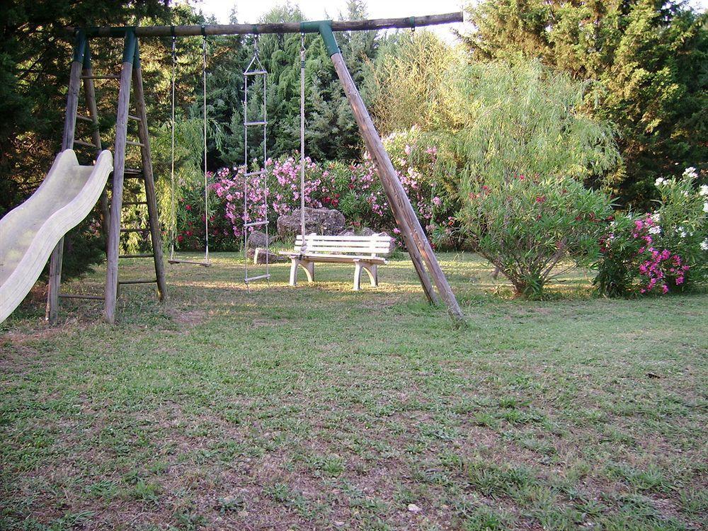 Auberge Des Pins Tourrettes Kültér fotó
