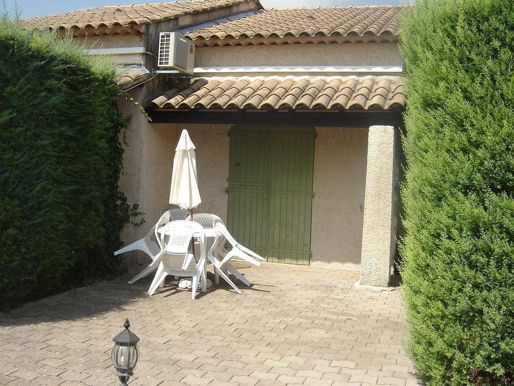 Auberge Des Pins Tourrettes Kültér fotó