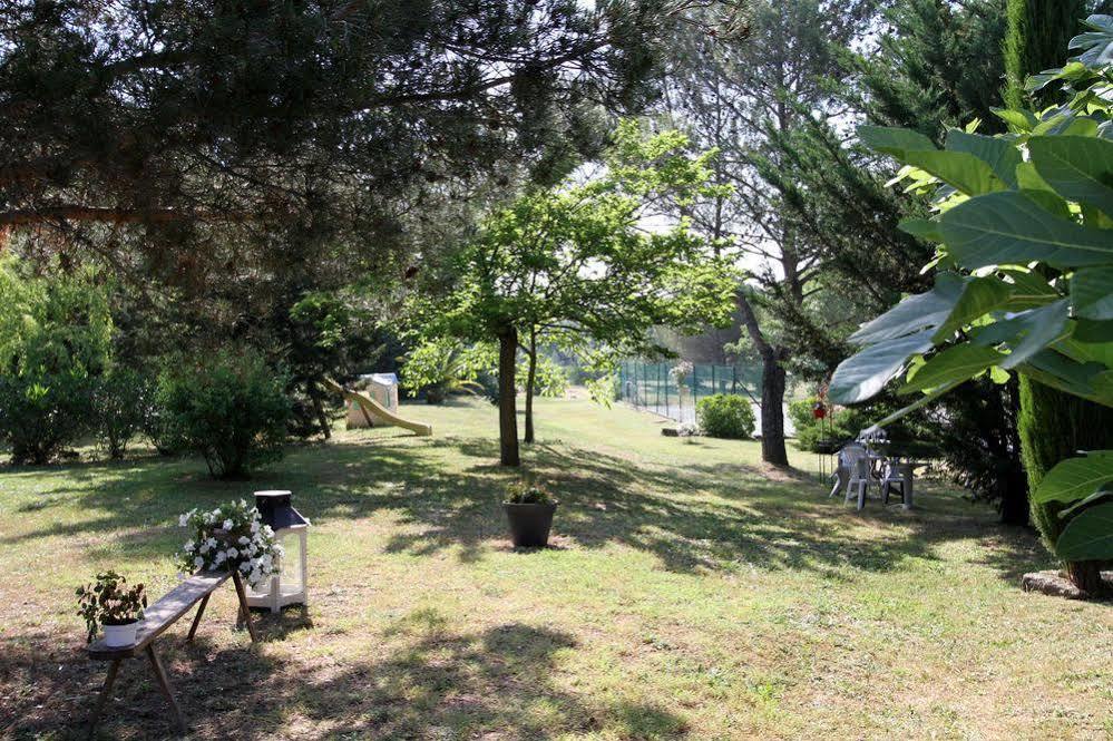 Auberge Des Pins Tourrettes Kültér fotó
