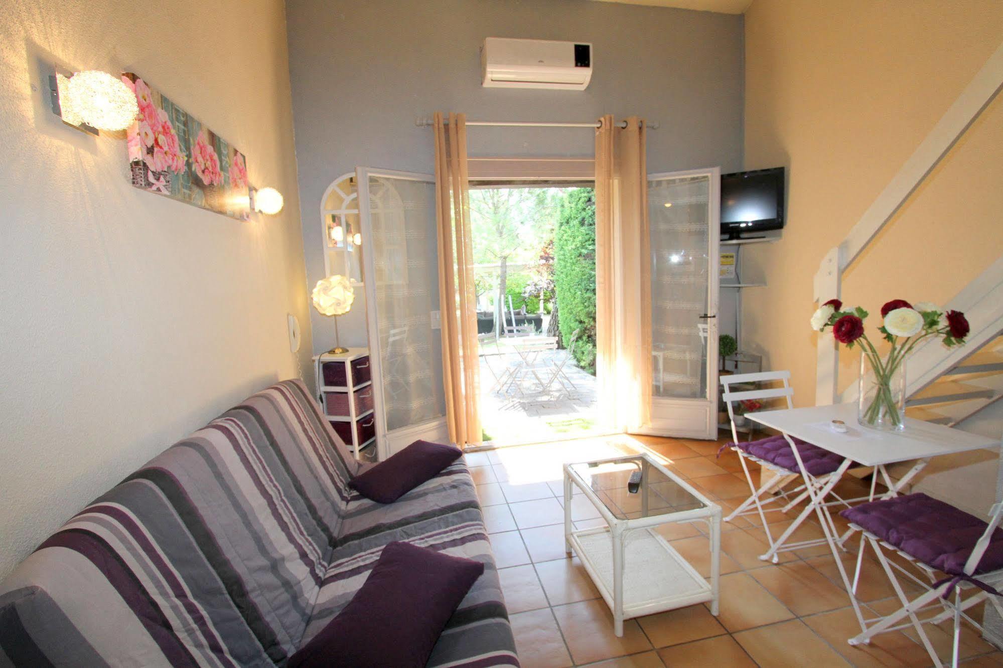 Auberge Des Pins Tourrettes Kültér fotó