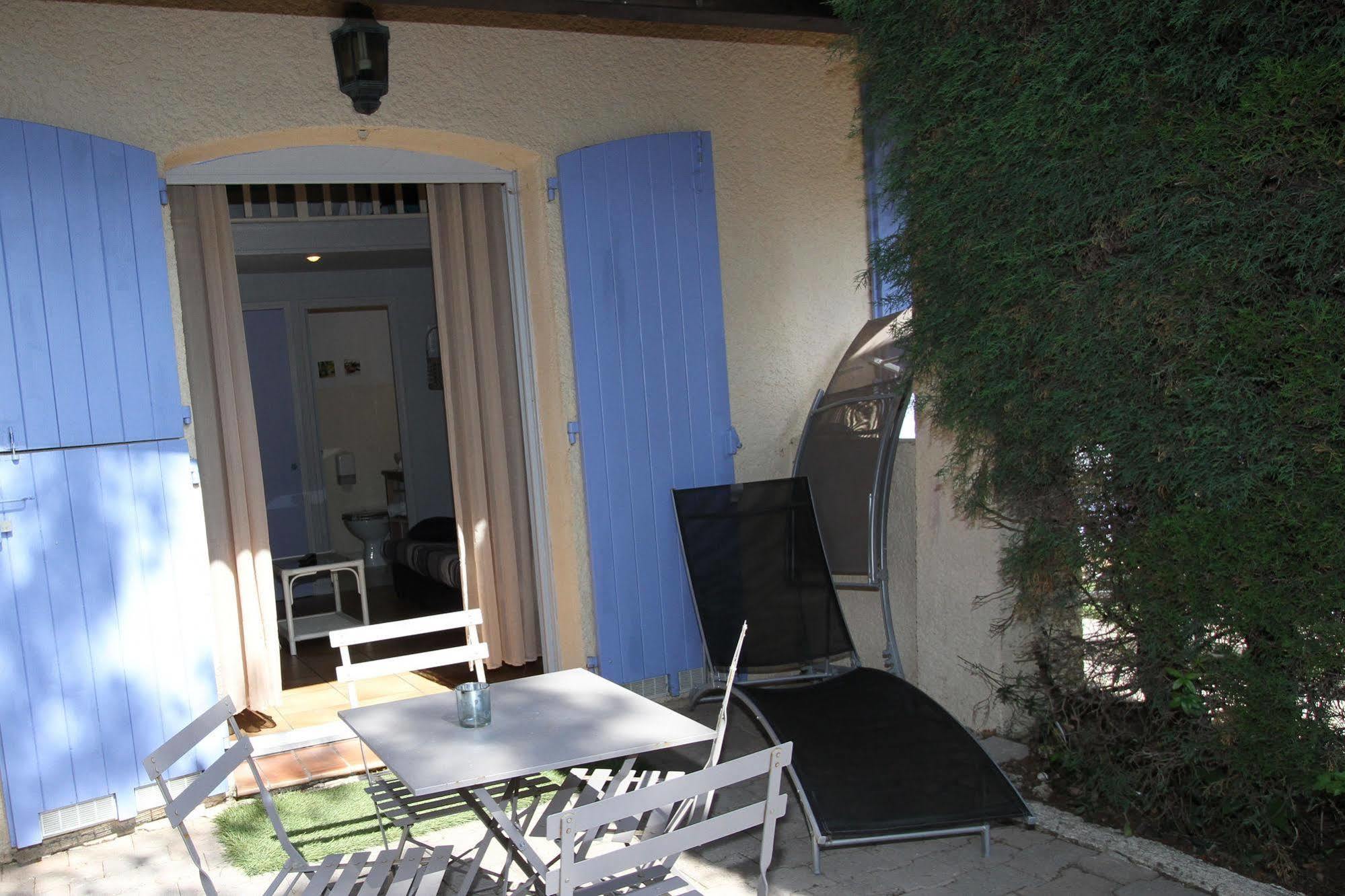 Auberge Des Pins Tourrettes Kültér fotó