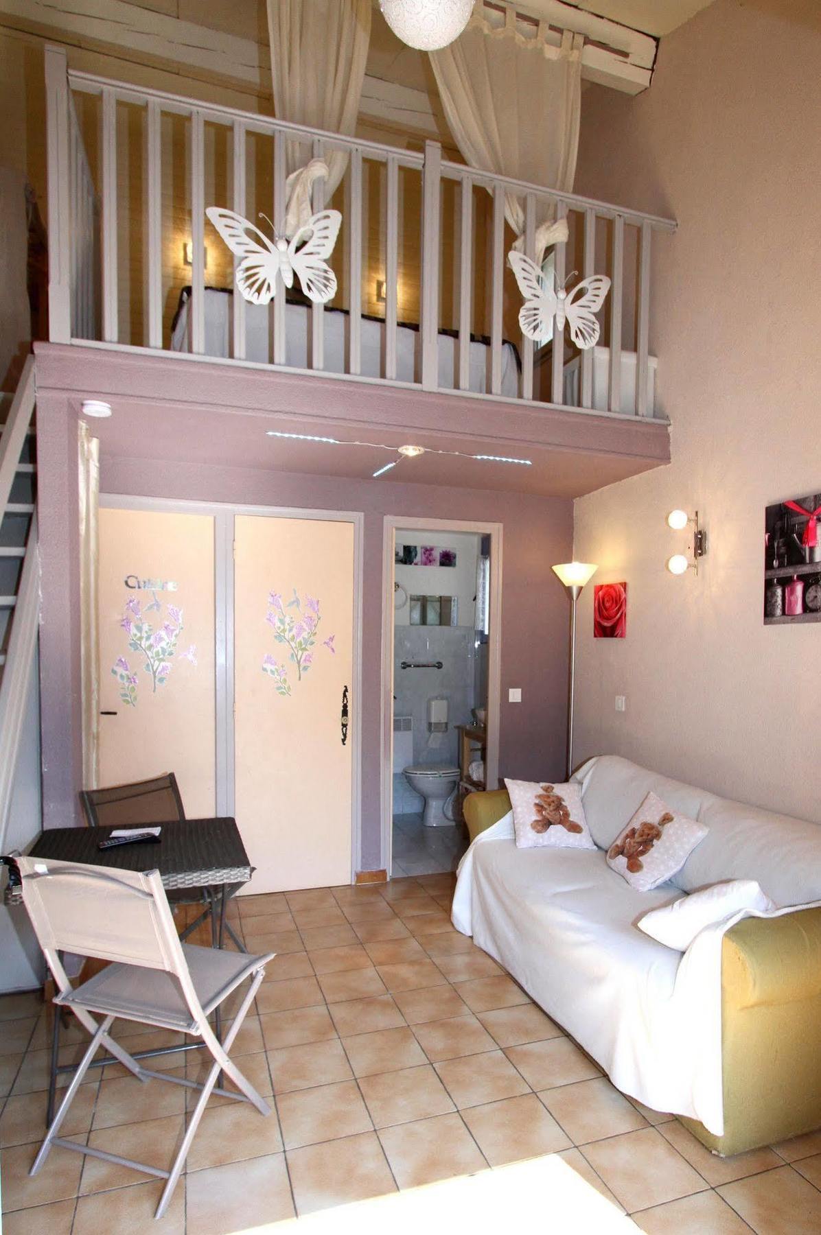 Auberge Des Pins Tourrettes Kültér fotó